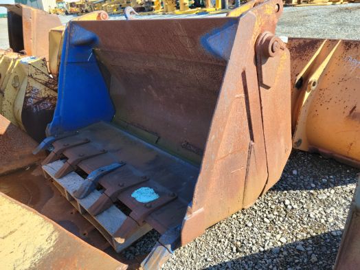 LOADER BUCKET 4N1 72"