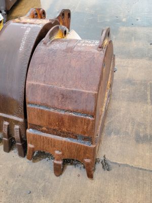BACKHOE BUCKET 18"