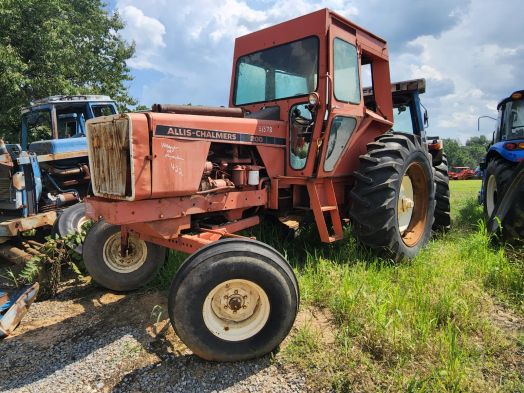 Ford ALLIS-CHALMERS 200 Salvage Tractor