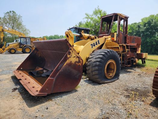 John Deere 744E Salvage Unit #1992
