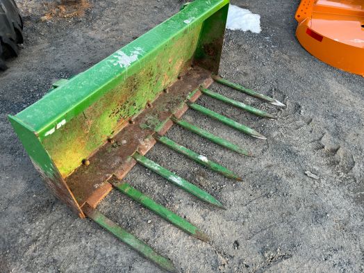 John Deere / HLA 60" manure fork 