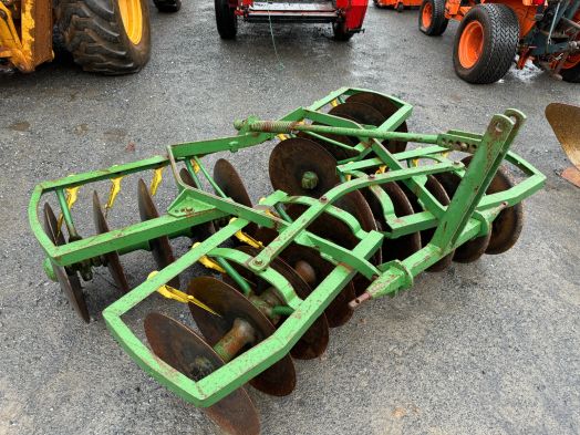 John Deere 6' 3pt disc harrow
