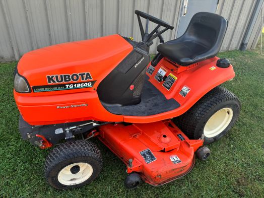 Kubota TG1860G lawn and garden tractor