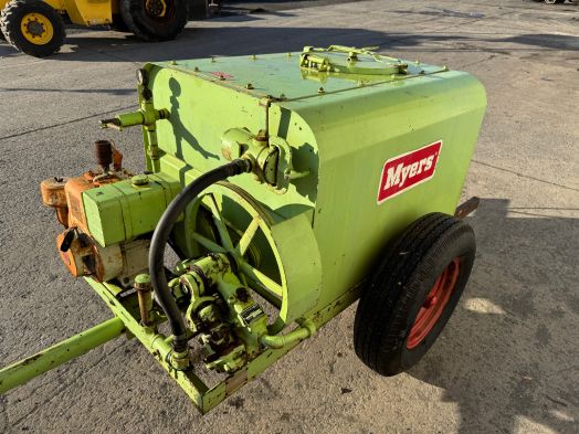Myers 5hp sprayer 150 gallon