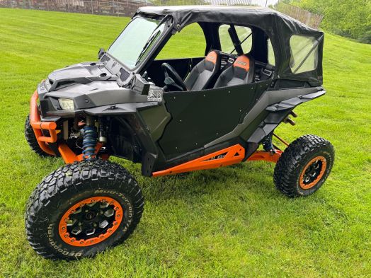 Polaris RZR 1000 XP 