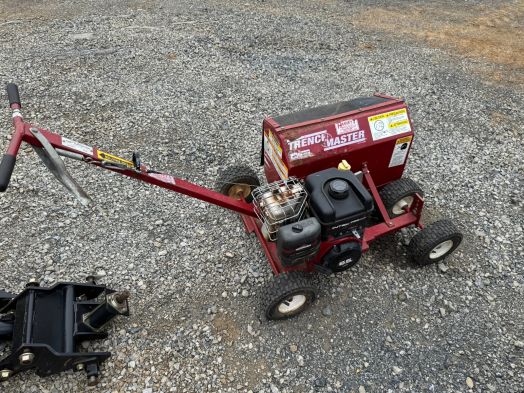 Brown Trench Master F-703 bed edger