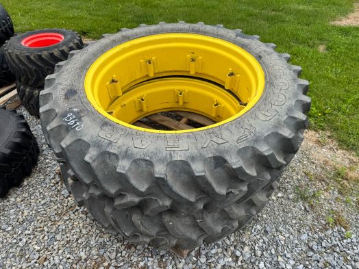 Goodyear 320/85R34 Dyna Torque Radials pair