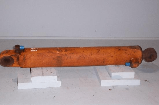 Case Stabilizer Cylinder - R.h.