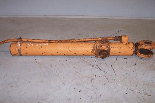 Case Bucket Tilt Cylinder