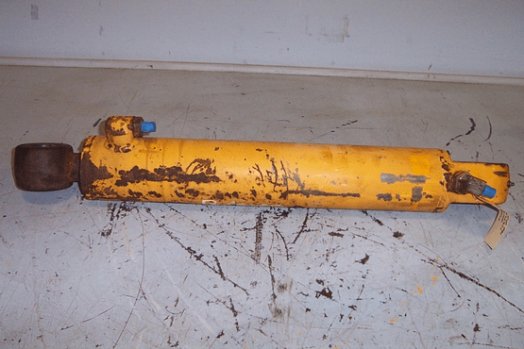 John Deere Cylinder - Stabilizer R.h.