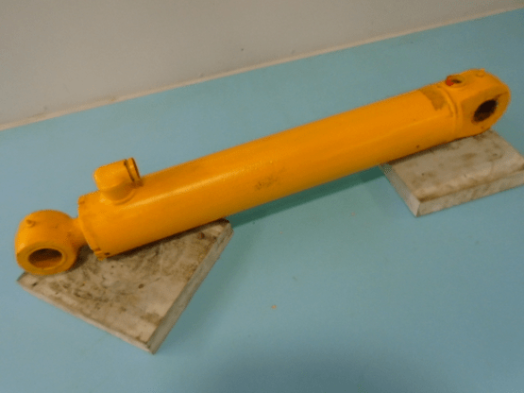 STEERING CYLINDER
