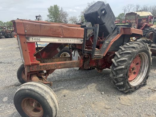 International 1486 Salvage Tractor #0012633