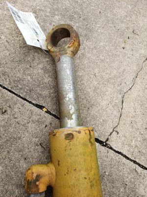 Case Clyinder - Extendable Dipper