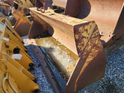 LOADER BUCKET 91"