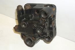 Case-international Valve - Compensator